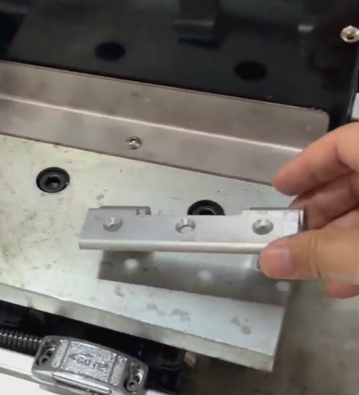 AluminumHingeMakingMachine AluminumHingeMakingMachine