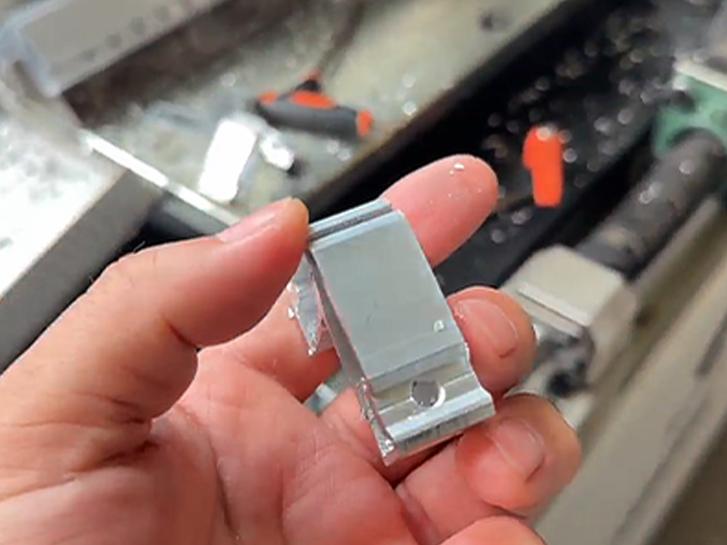 Automatic Corner Brace Drilling and Tapping Machine