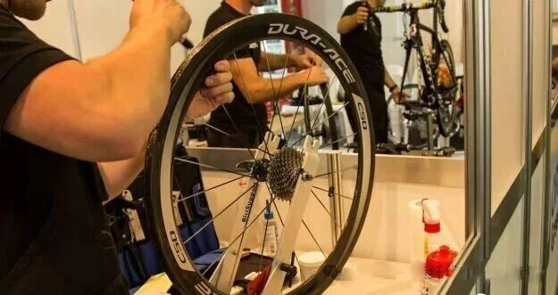 carbon wheels