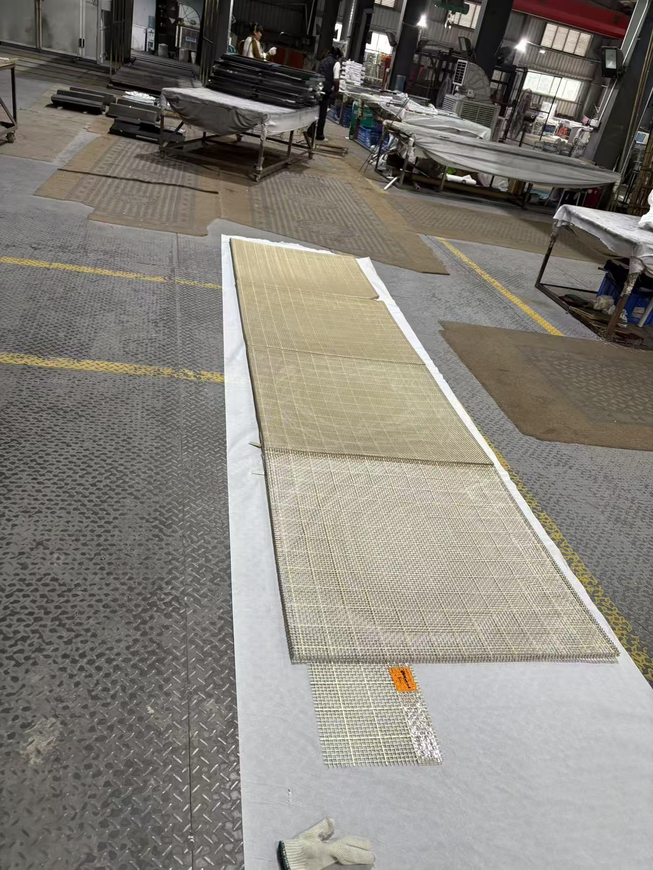 Stainless steel mesh façade