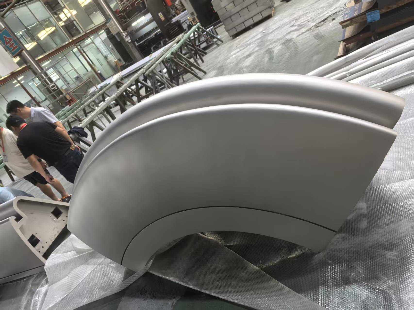 High-difficulty curved stainless steel