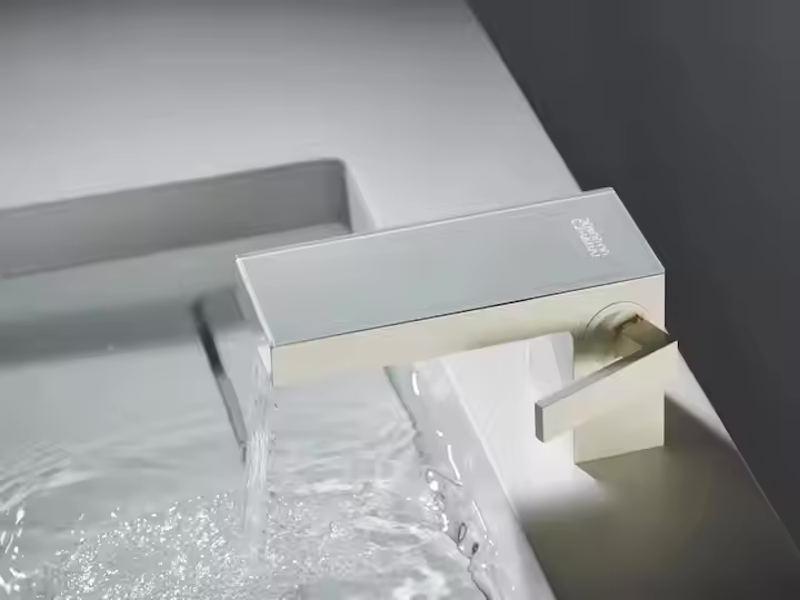 Smart Square Digital Waterfall Basin Tap