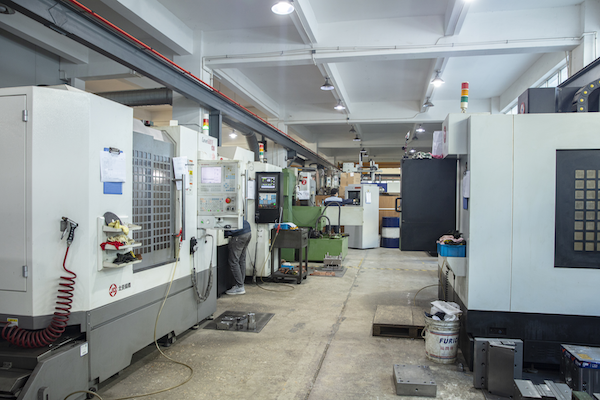 Mold Machining Workshop