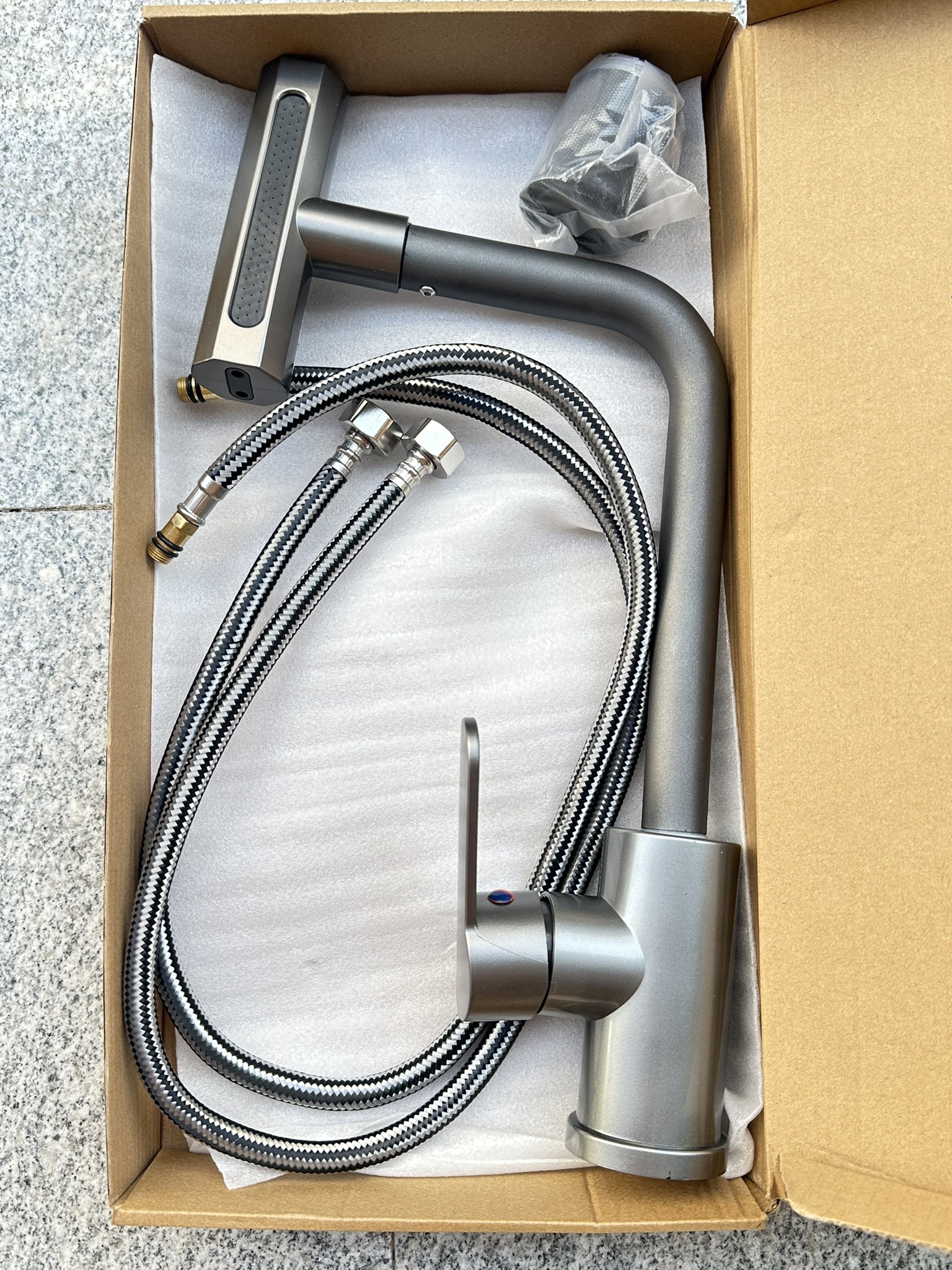 High Quality 4 Mode Kitchen Faucet Manufacturer Supplier