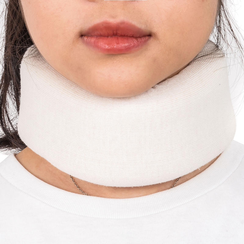 Soft foam cervical collar