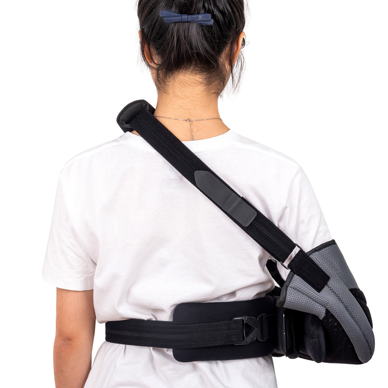 Послеоперационный плечевой бандаж с металлическим поясом