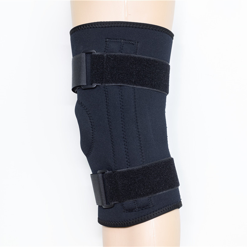 neoprene patella support with stays
