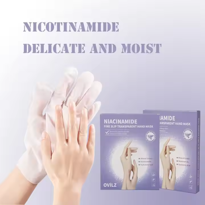 Moisturizing And Nourishing Hand Mask