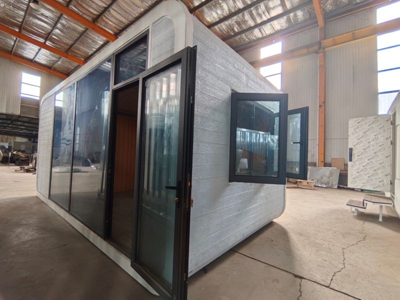 Kapal Angkasa Kapsul Rumah Misteri Kapal Angkasa Kapsul Rumah Misteri