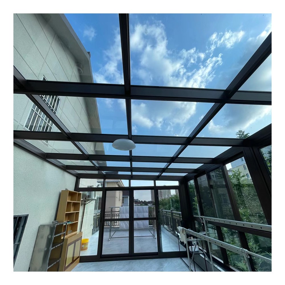 outdoor sun room
