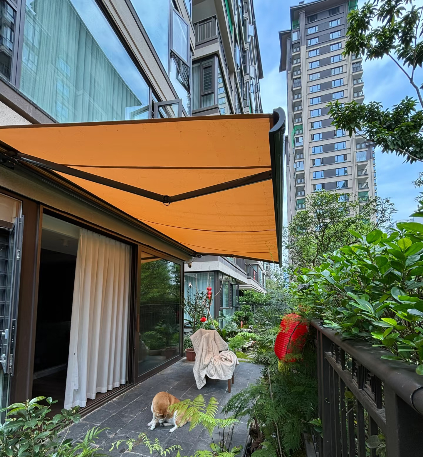 Outdoor Rainproof Balcony Retractable Awning Window