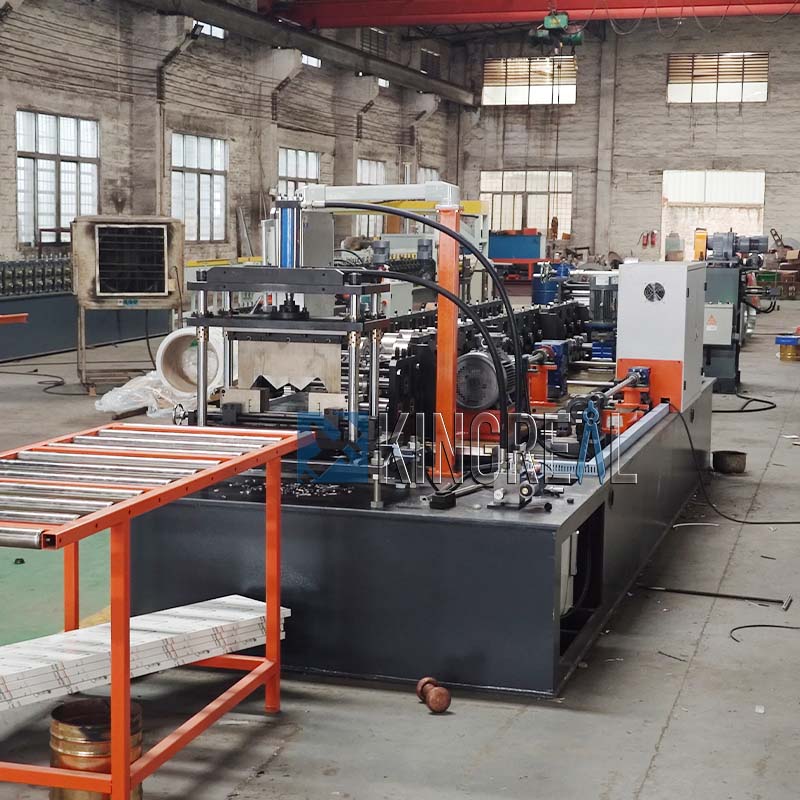 aluminum strip ceiling machine