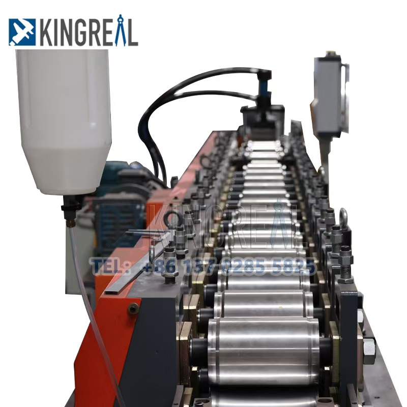 ceiling strip machine