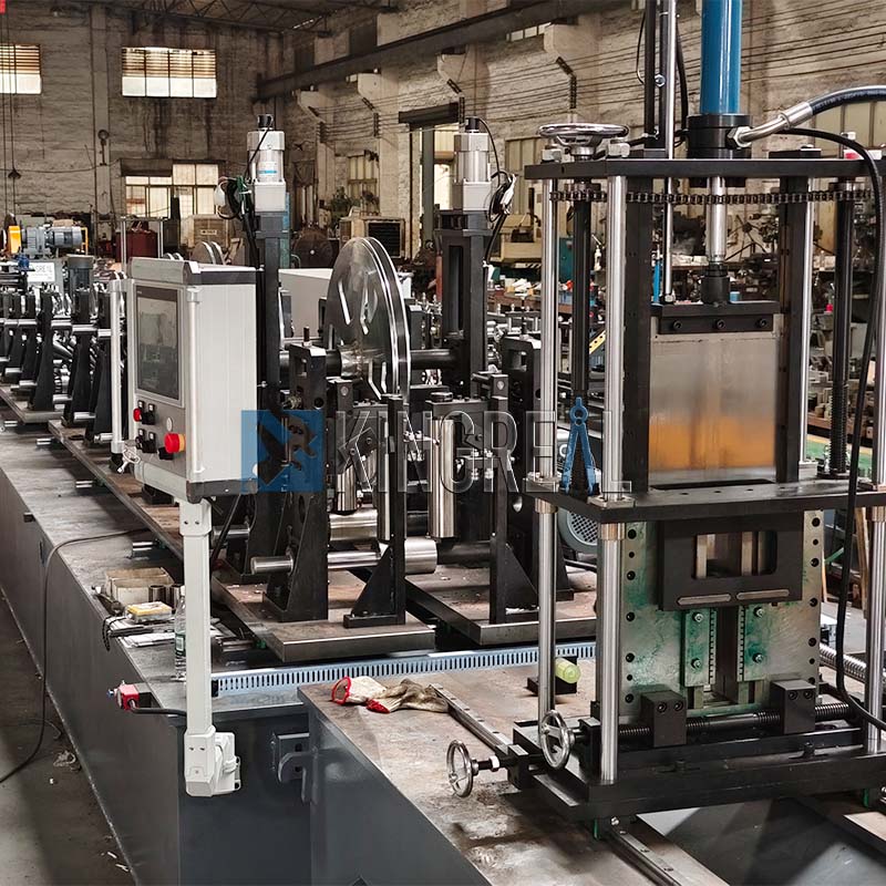 What is aluminum baffle ceiling machine?