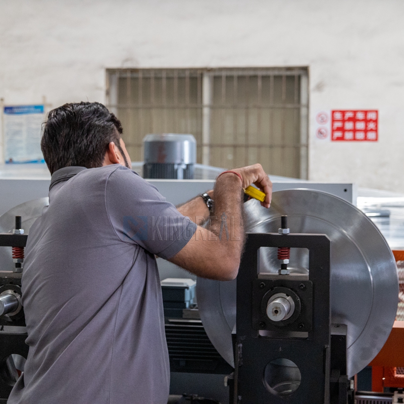 Indian Customers Visit Baffle Ceiling Machine