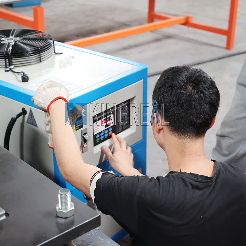 L-shape profile machine L-shape profile machine