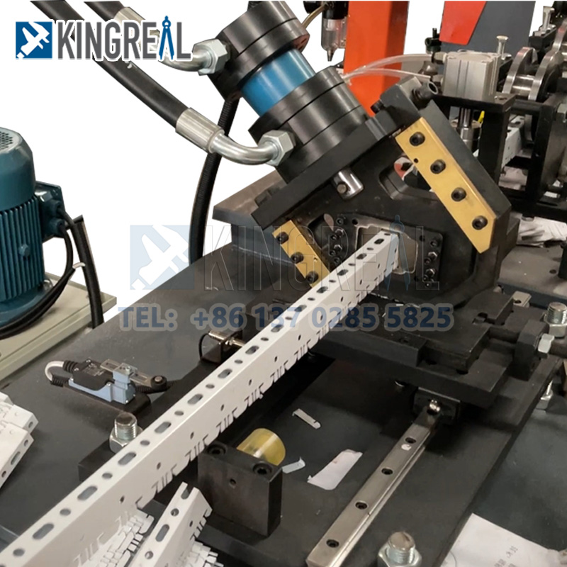 ceiling carrier machine