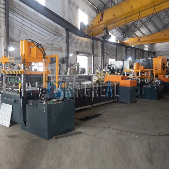 What affects the operating speed of metal ceiling machine?