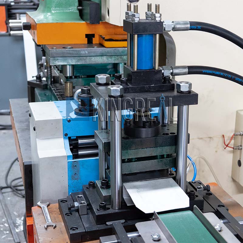 open cell ceiling machine