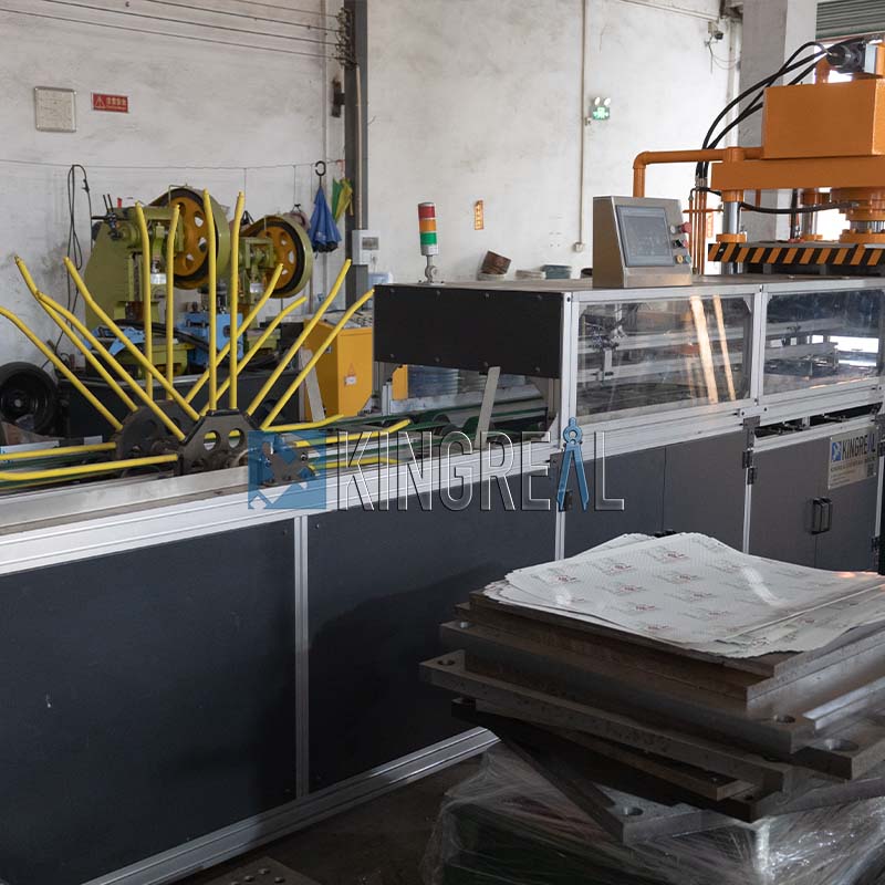 metal ceiling machine