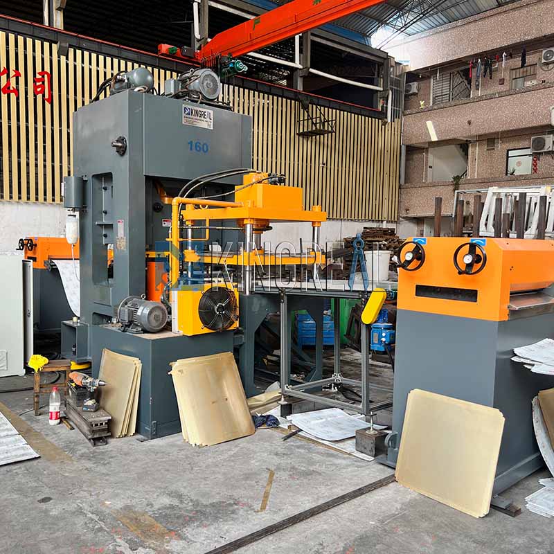 Aluminum Ceiling Making machine