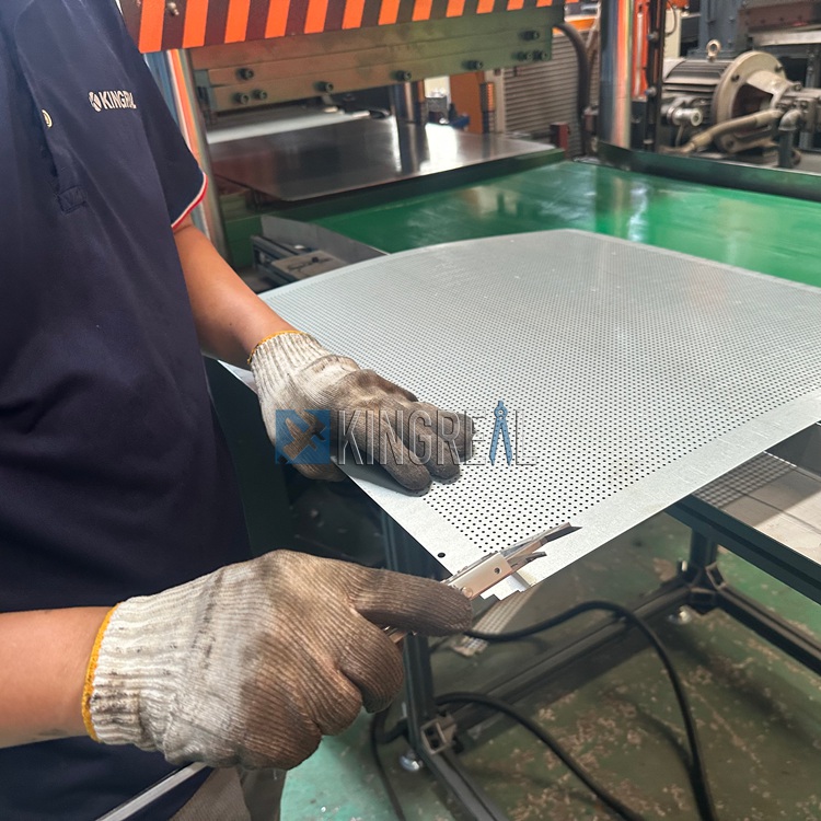 aluminum ceiling tile making machine aluminum ceiling tile making machine