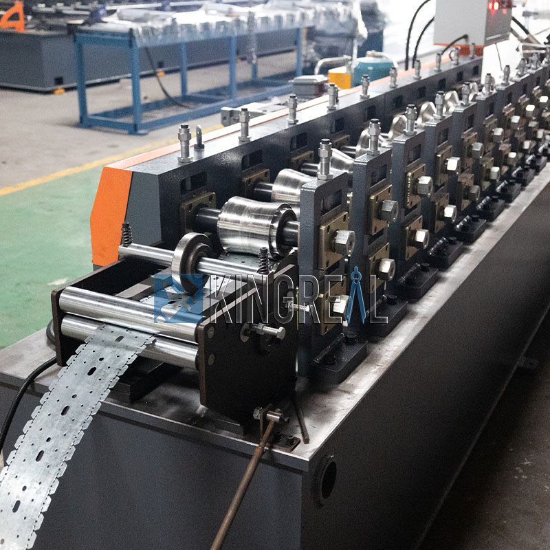 metal ceiling carrier roll forming machine