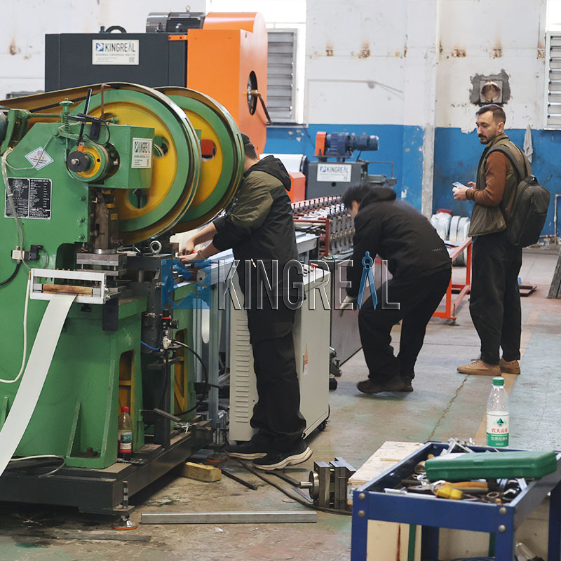 open cell ceiling machine