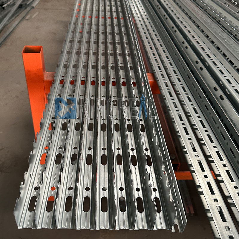 metal ceiling carrier roll forming machine
