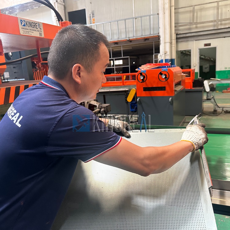 Punching mould
