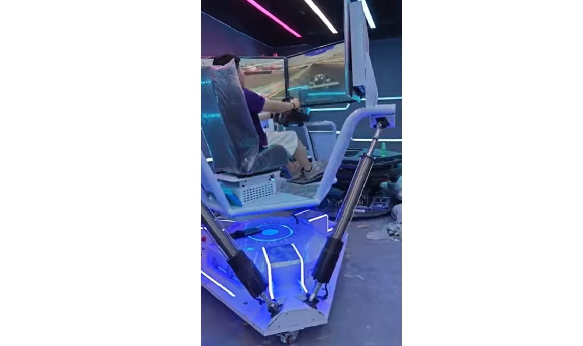 The 6-DOF-platform brings you a different driving experience