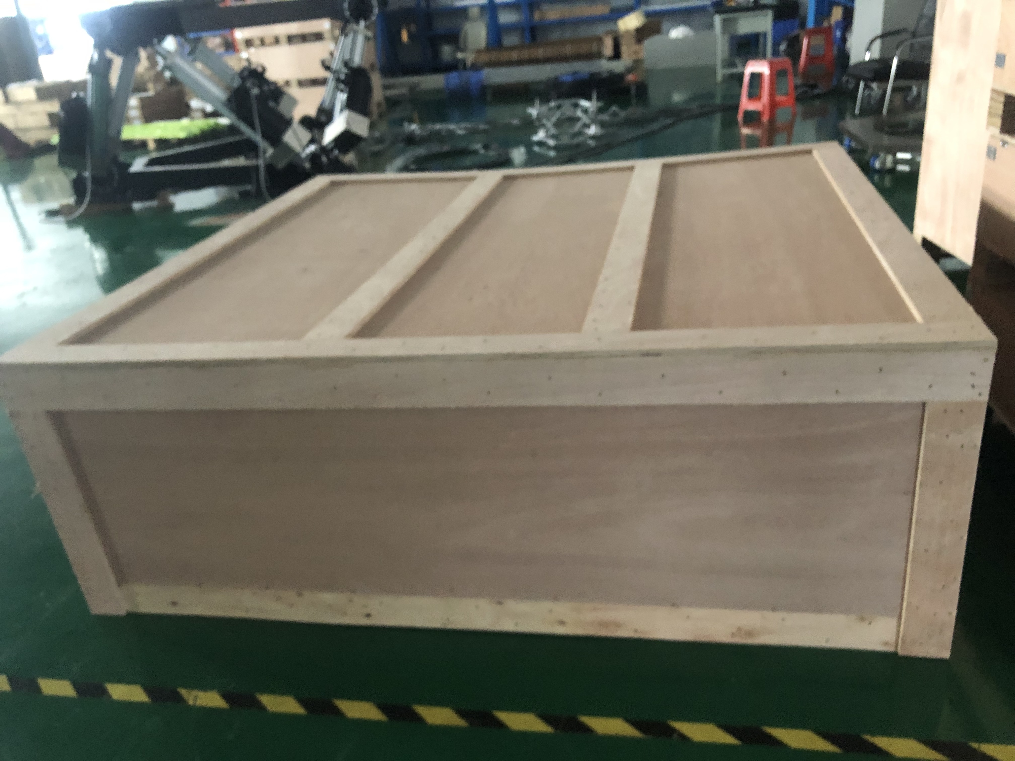 Large six-degree-of-freedom platform packaging and shipping