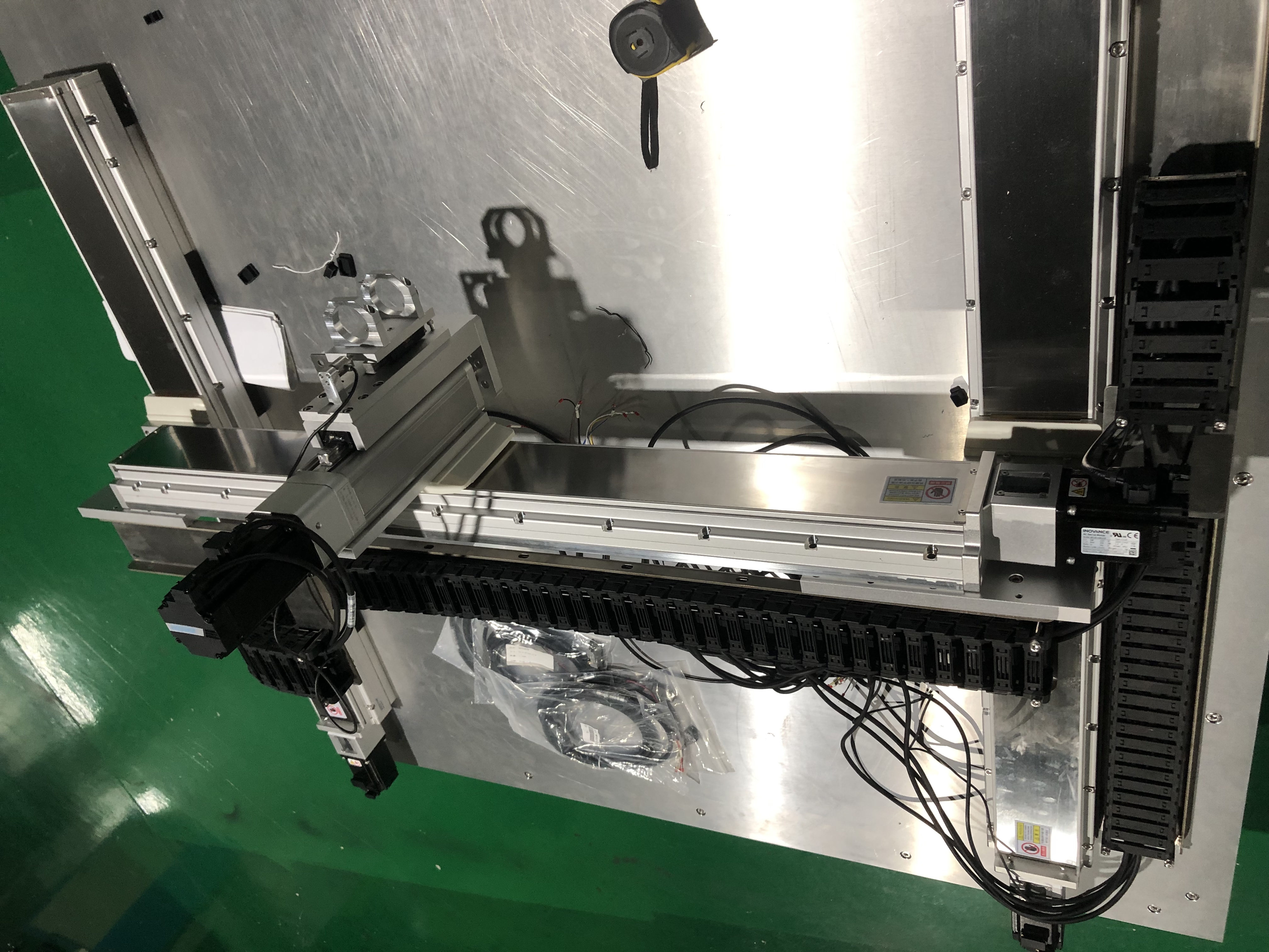 Assembly of a custom-designed three-axis robotic arm