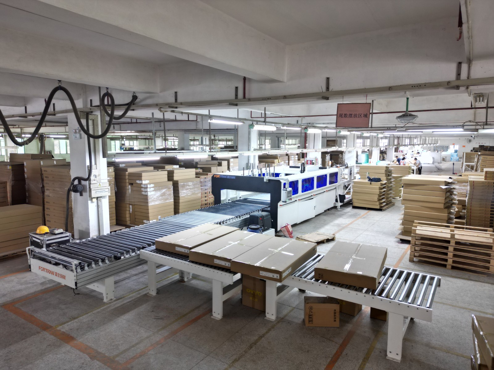 Packaging line