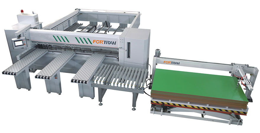 Caricamento automatico per sezionatrice CNC