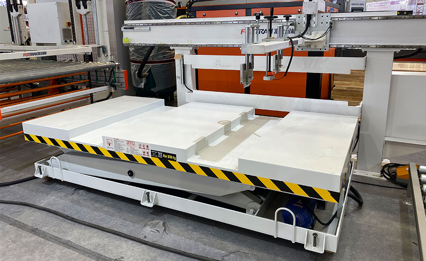 Automatic Loading for CNC Panel Saw