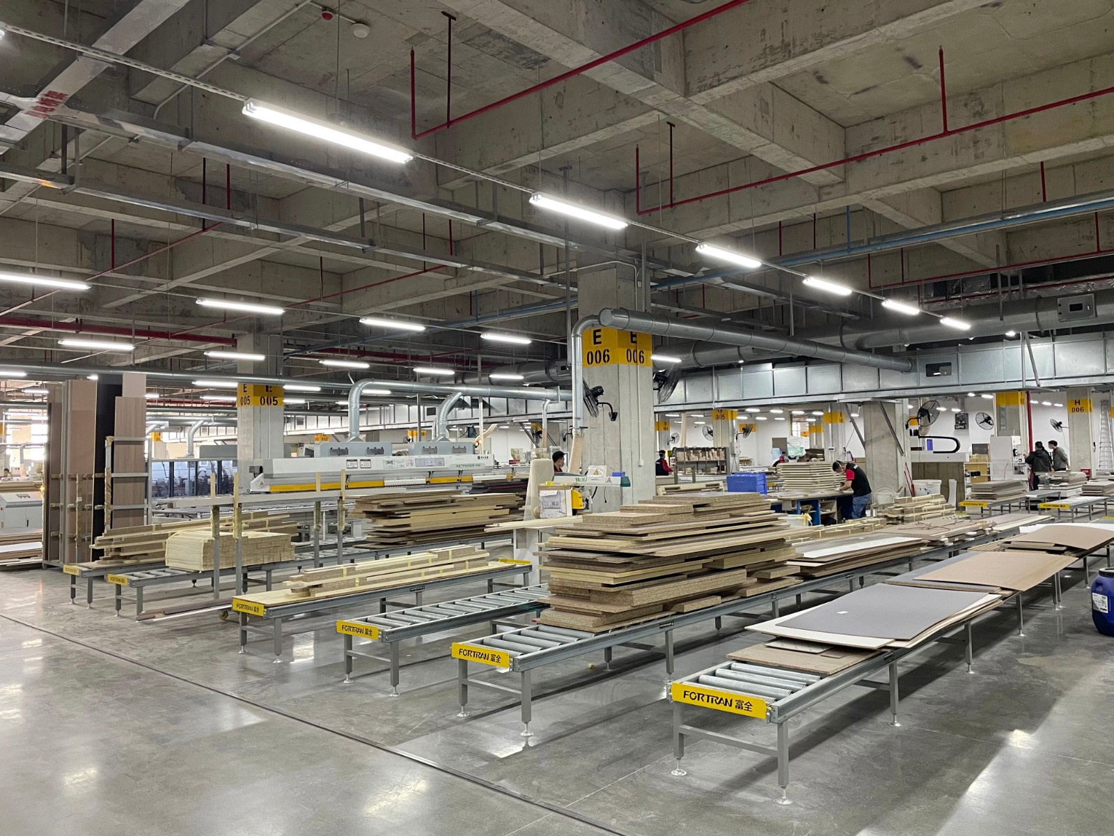 Panel Manual Roller Conveyor