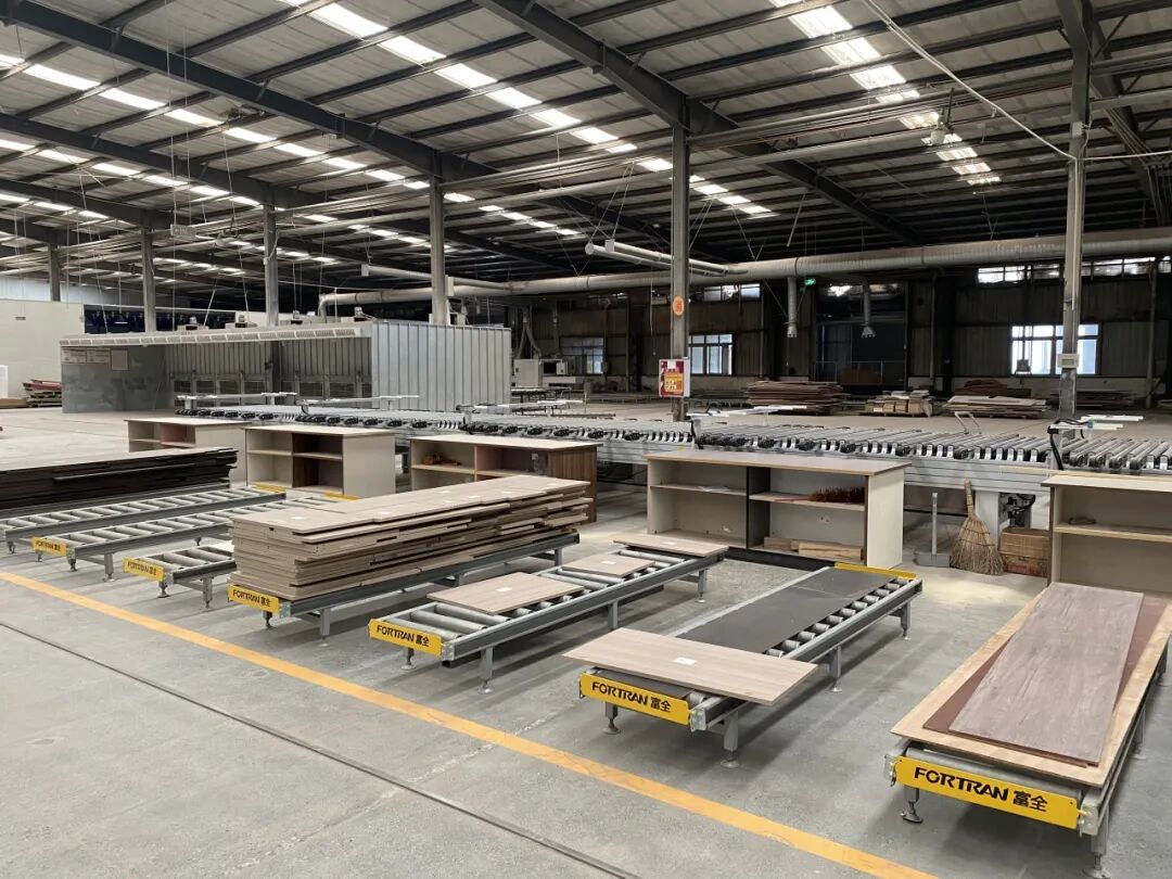 Unpowered drum conveyor line