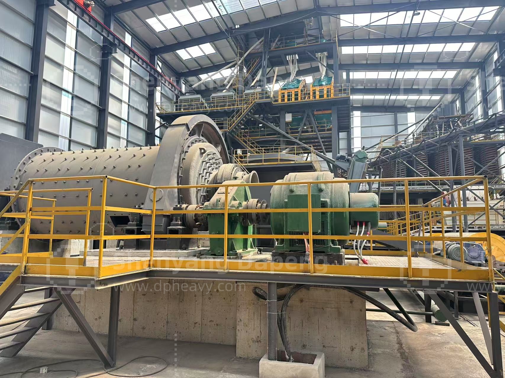 multi cylinder hydraulic cone crusher
