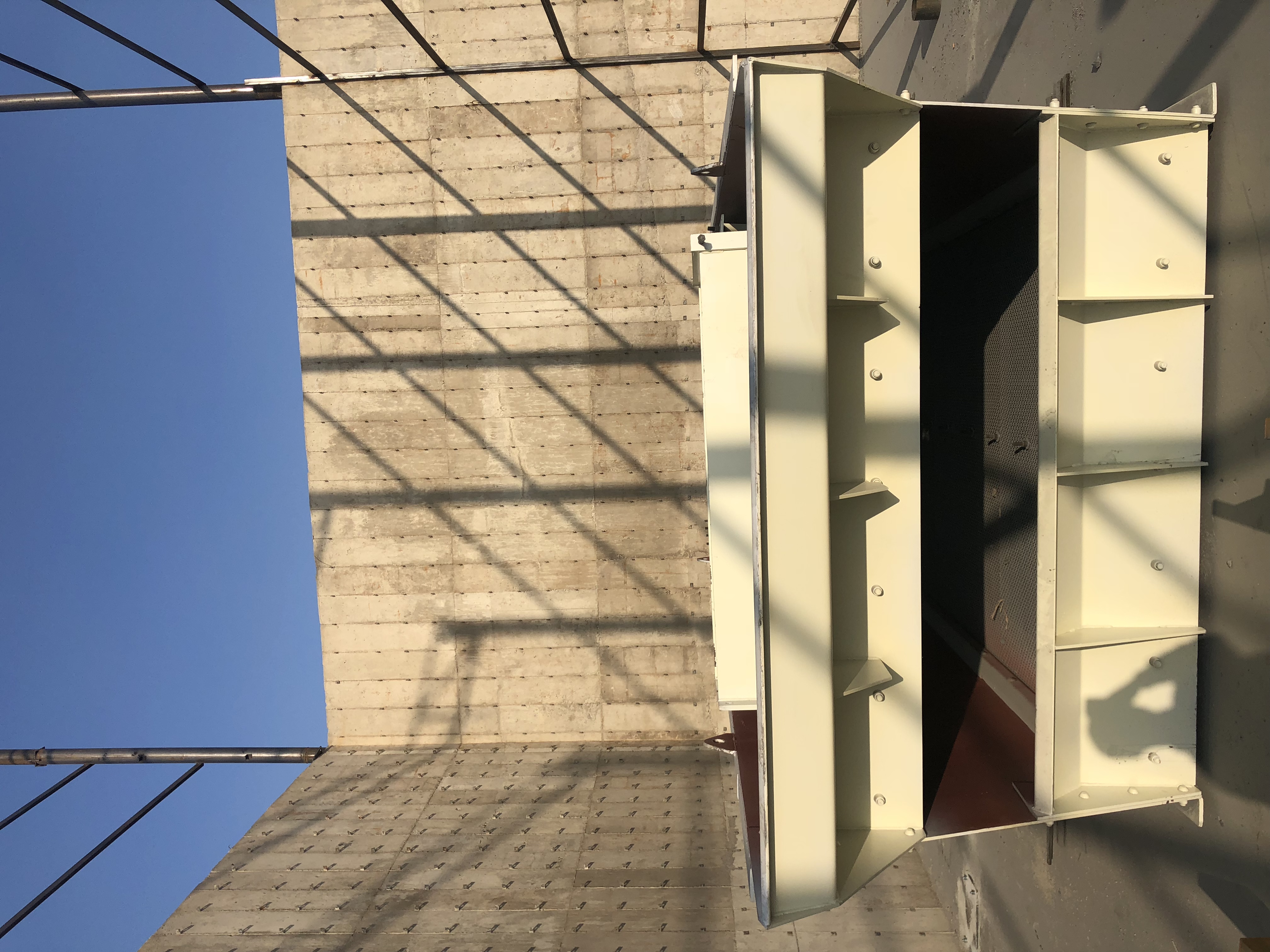 Mining screening equipment