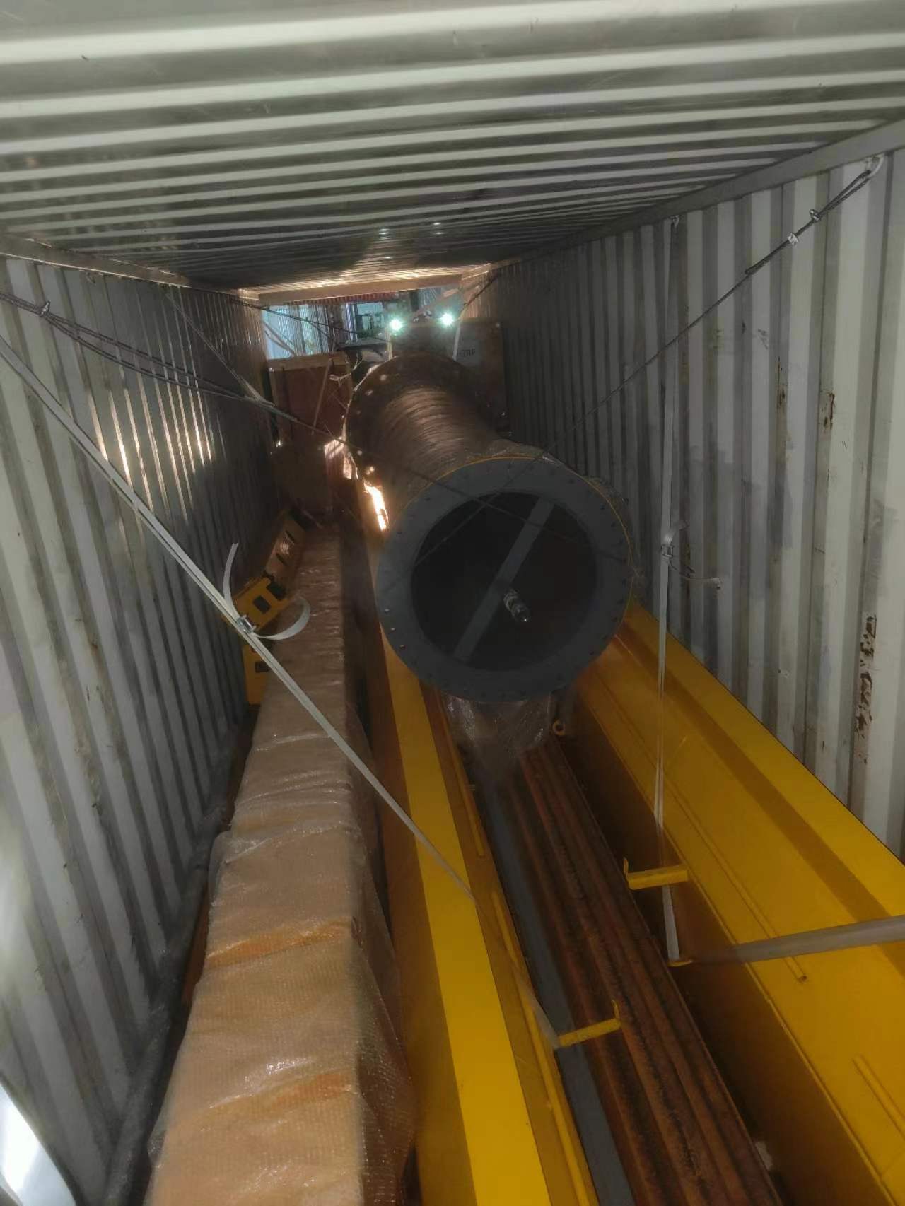 Remessas de guindastes de viga única e lança na Tanzânia