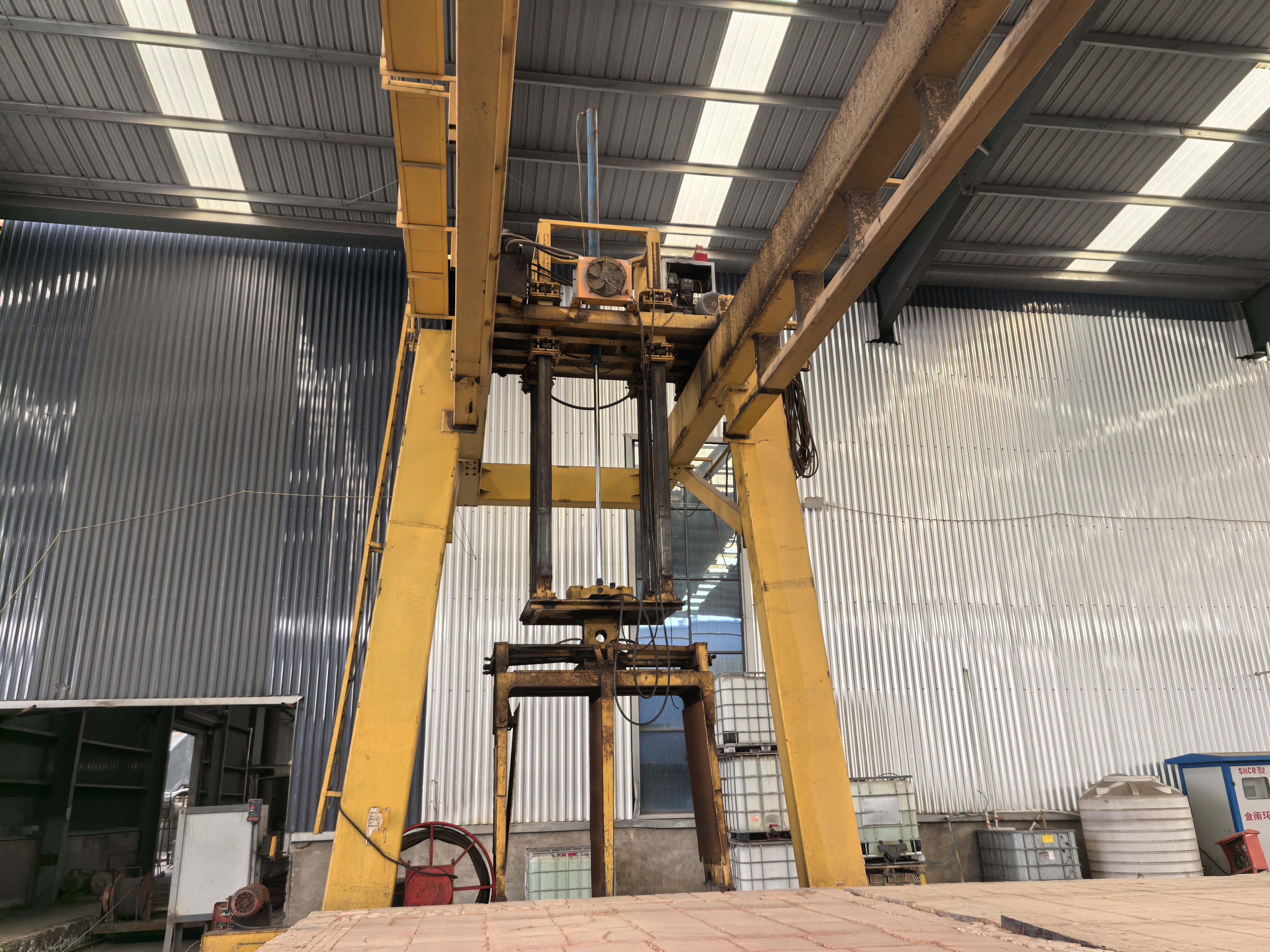 Application of gantry cranes in Kazakhstan