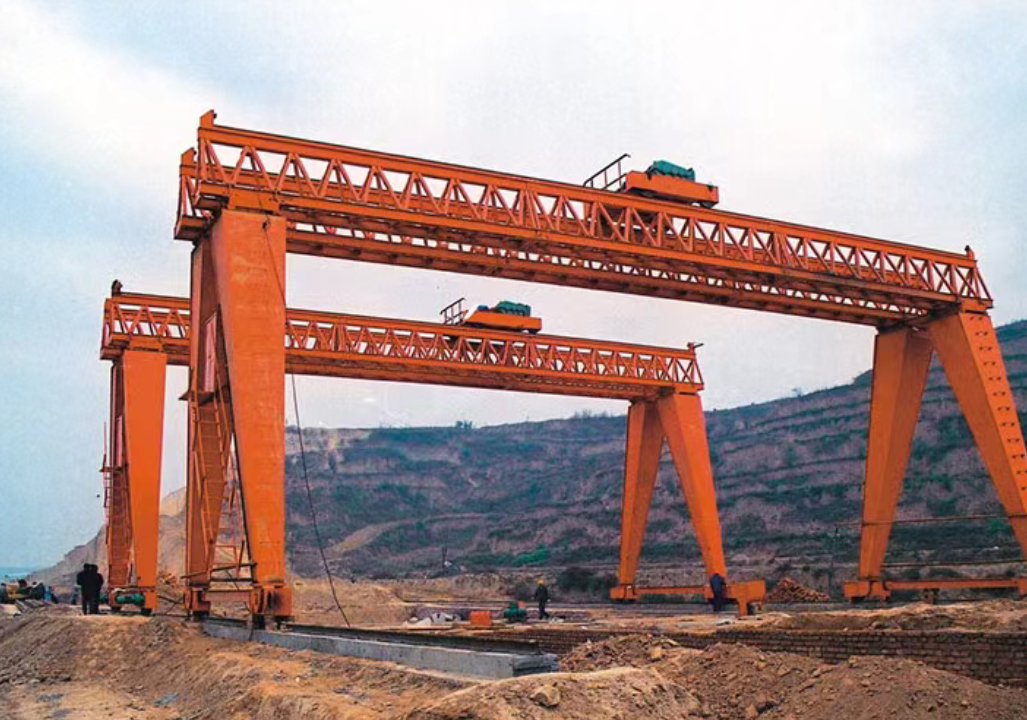 Quelle est la différence entre un pont roulant et un portique ?