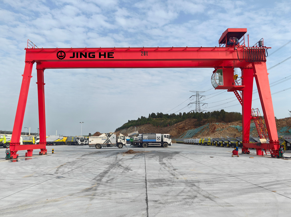 overhead and gantry cranes