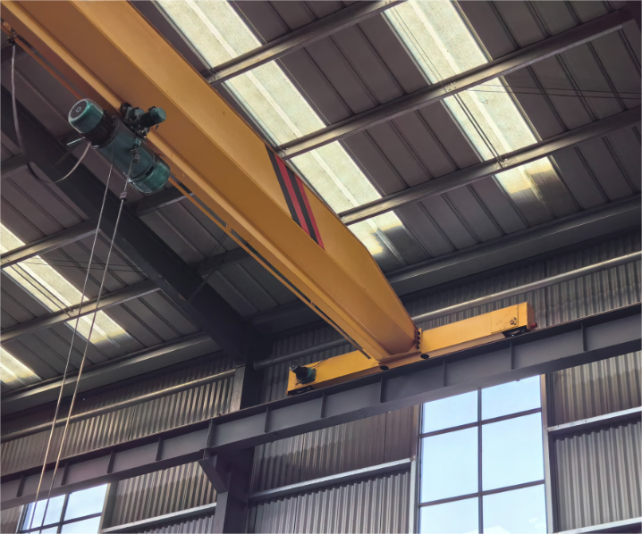 overhead lifting crane