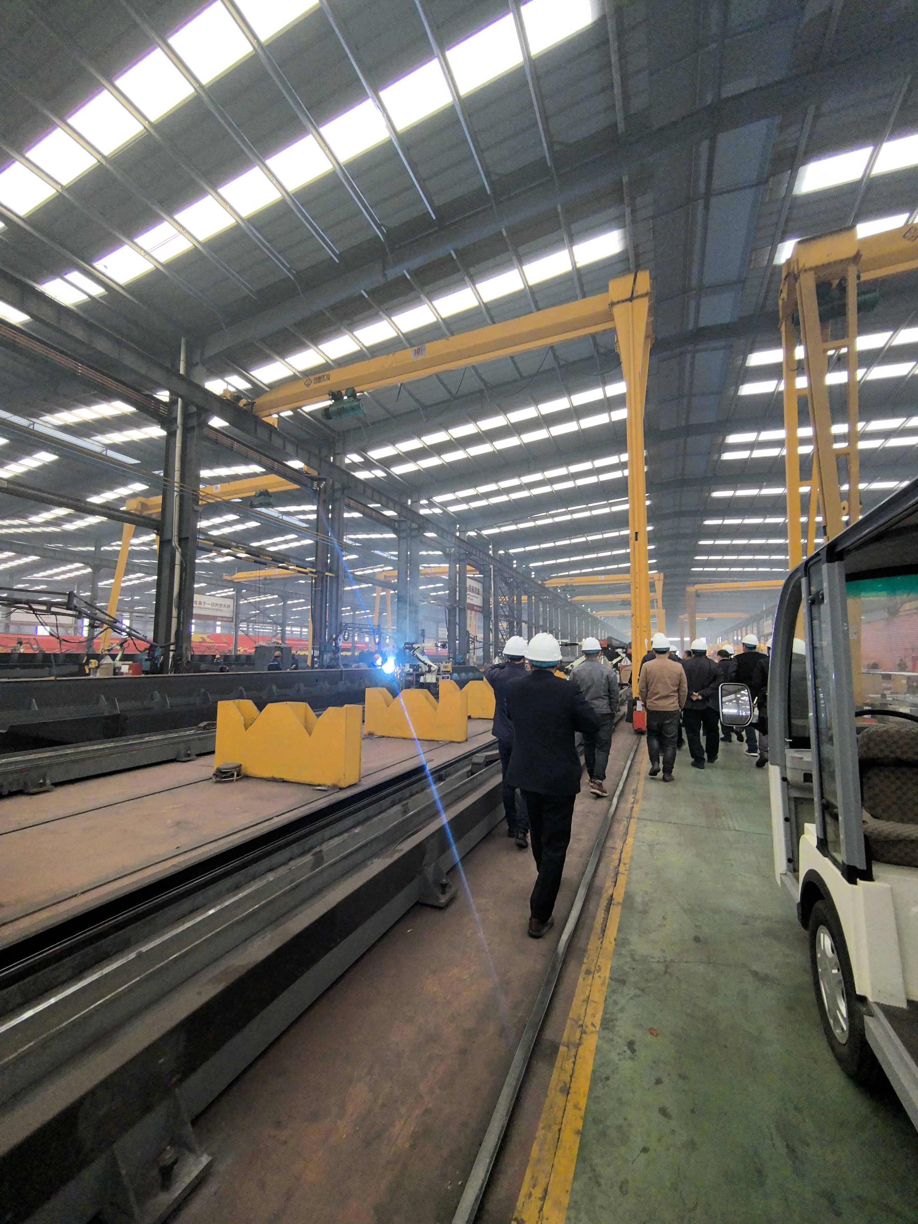 overhead crane companies