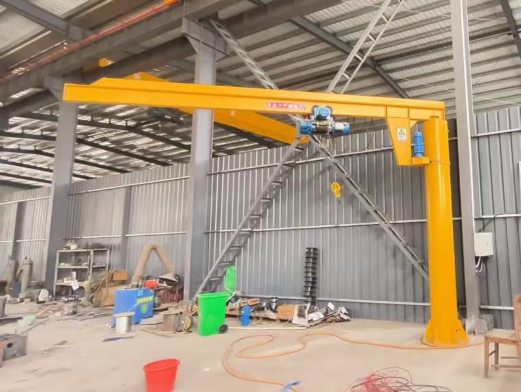 360 rotating workshop crane