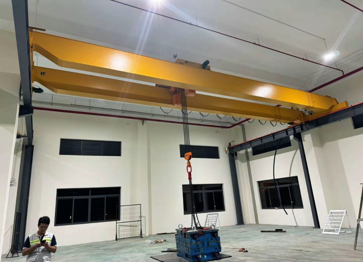 double-girder overhead crane