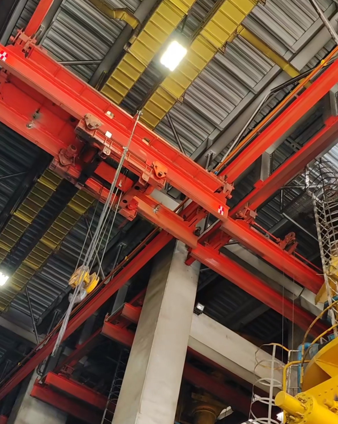 Electric Overhead Traveling Crane