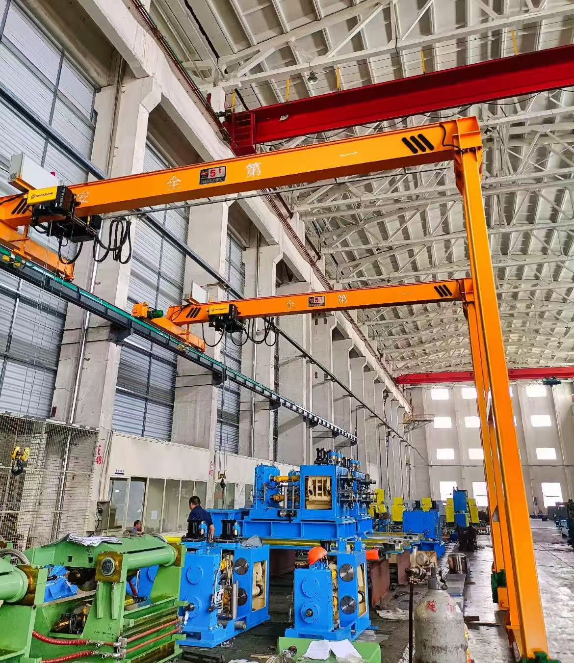 semi-gantry crane